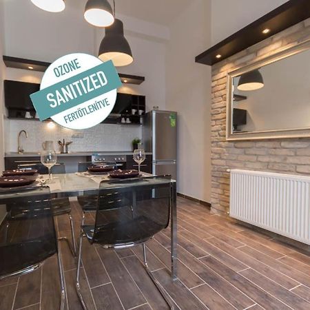 Luxury Apartment By Hi5-Varoshaz Suite Budapest Exteriör bild