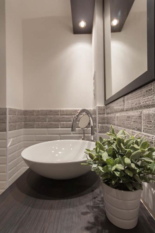 Luxury Apartment By Hi5-Varoshaz Suite Budapest Exteriör bild